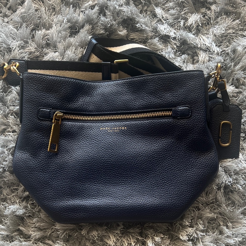 Marc Jacobs “Gotham” Navy Leather Shoulder Bag